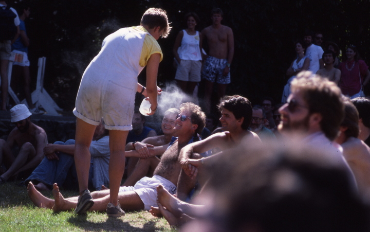 windham_hill_1986_025_crowd.jpg